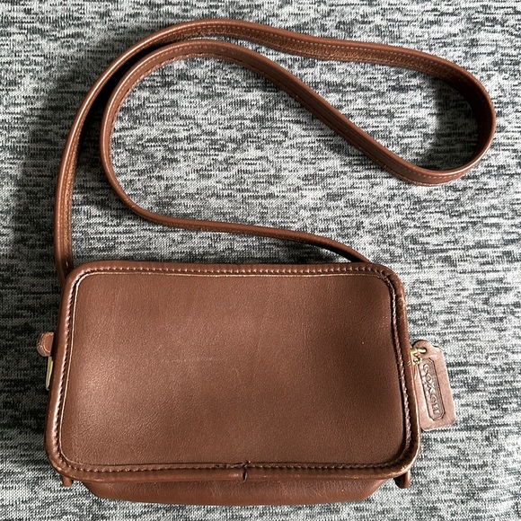 Coach Legacy 9167 Top of Counter Compartment crossbody bag - Picture 7 of 7